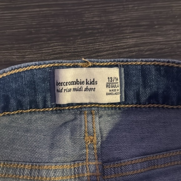 Abercrombie kids Jean shorts - Picture 4 of 5